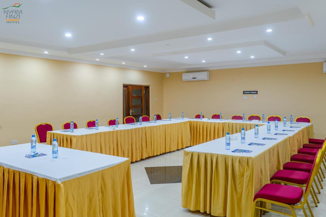 Nyamfinzi Hotel Chipata المظهر الخارجي الصورة