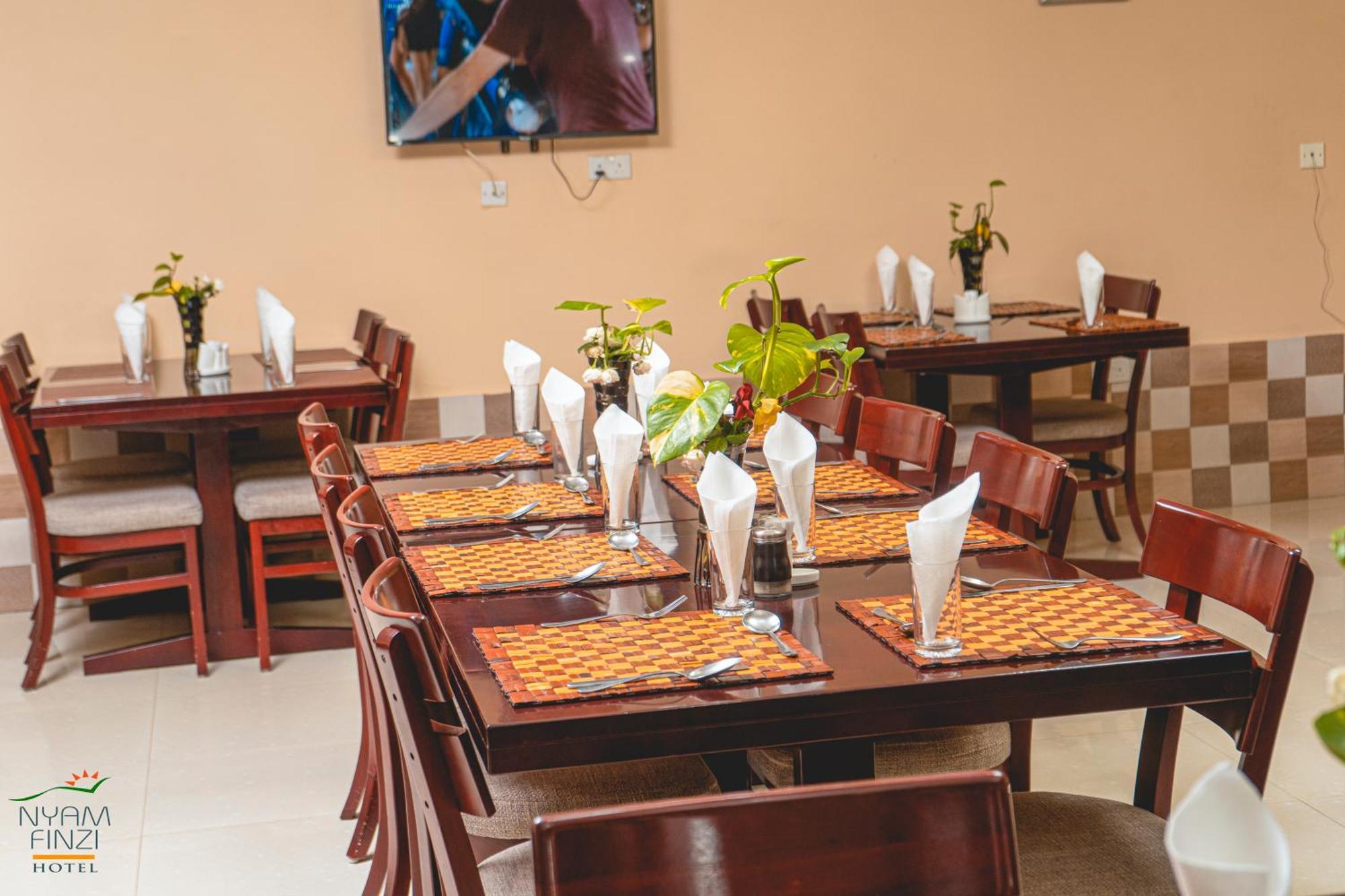 Nyamfinzi Hotel Chipata المظهر الخارجي الصورة