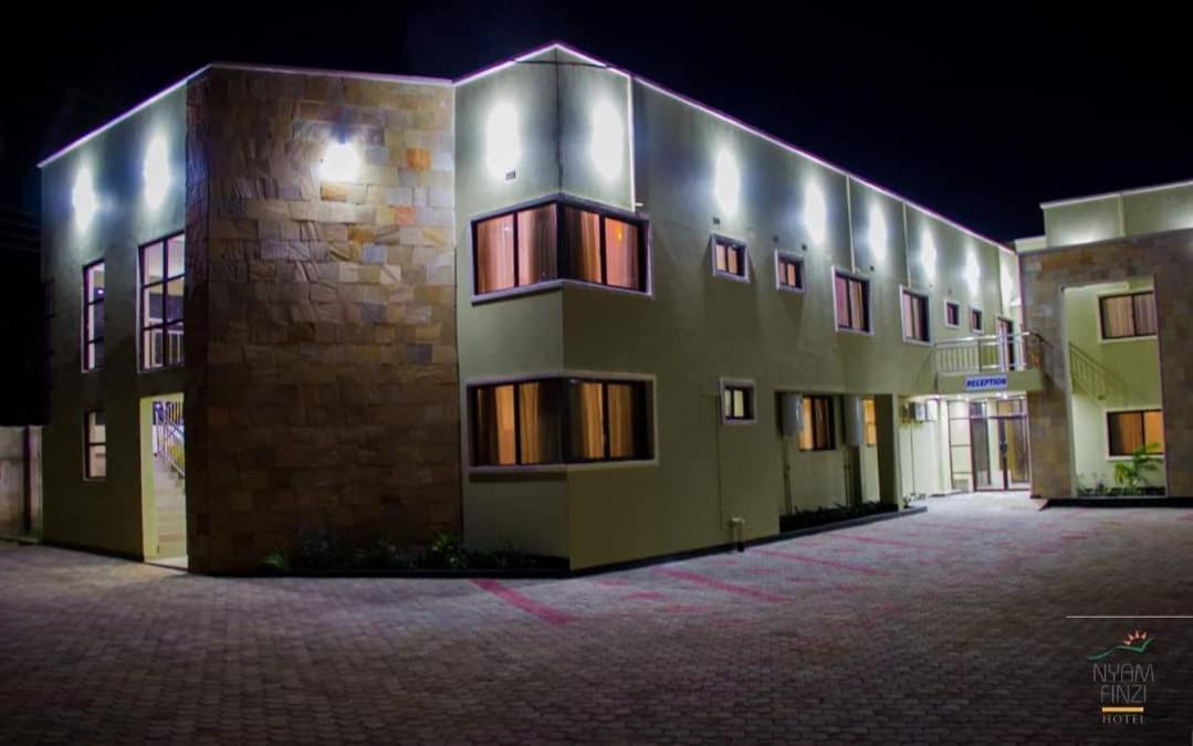 Nyamfinzi Hotel Chipata المظهر الخارجي الصورة